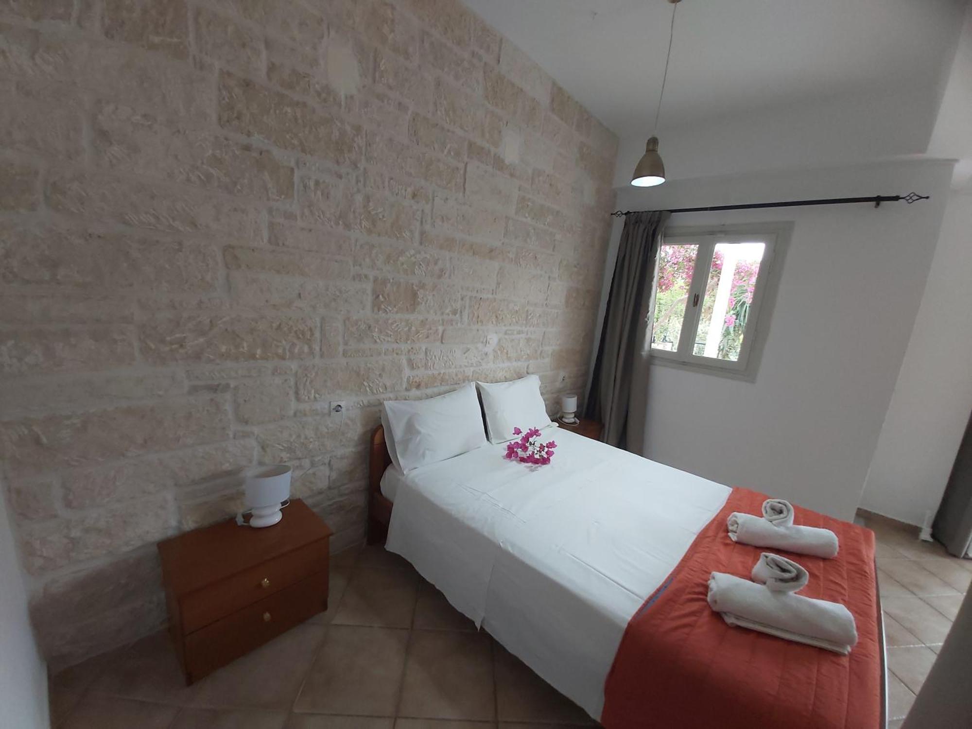 Bodikos Villas&Apartments Pitsidia Exterior foto