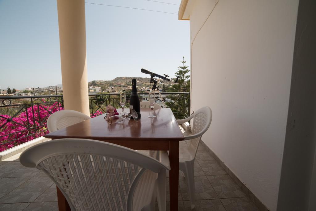 Bodikos Villas&Apartments Pitsidia Exterior foto
